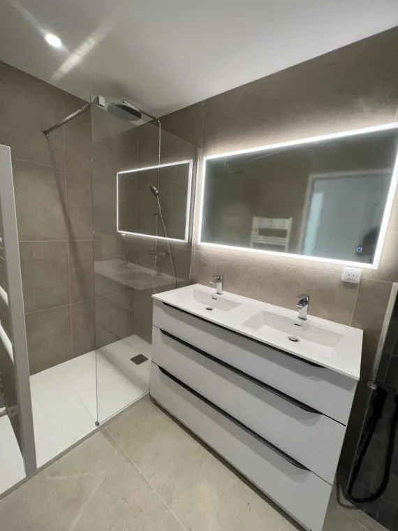 🚿✨ Création de Salle de Bain Sur-Mesure à Fréjus , Roquebrune-sur-Argens, Provence Thermo Fluide